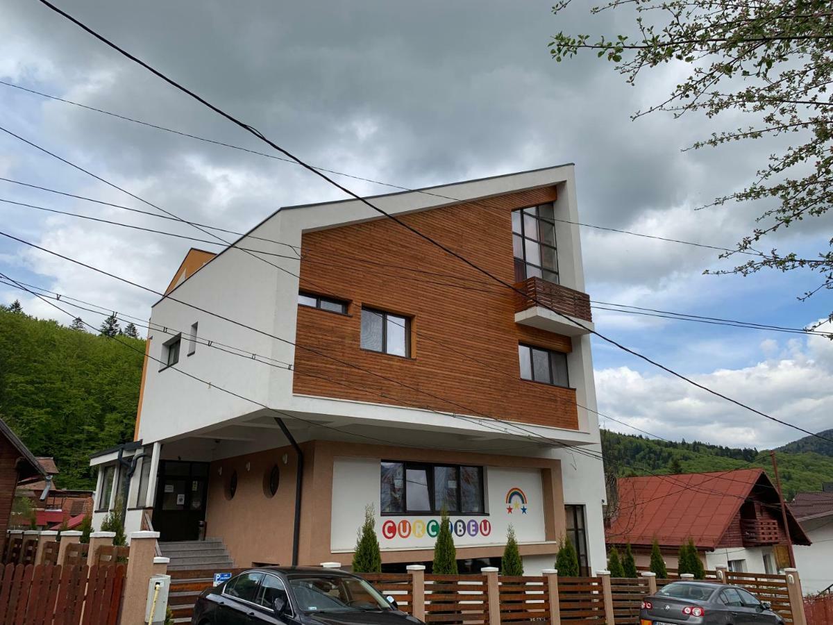 Hotel Vila Curcubeu Buşteni Exteriér fotografie