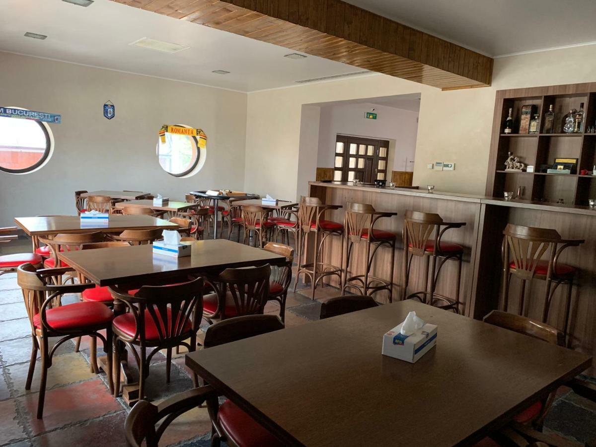 Hotel Vila Curcubeu Buşteni Exteriér fotografie