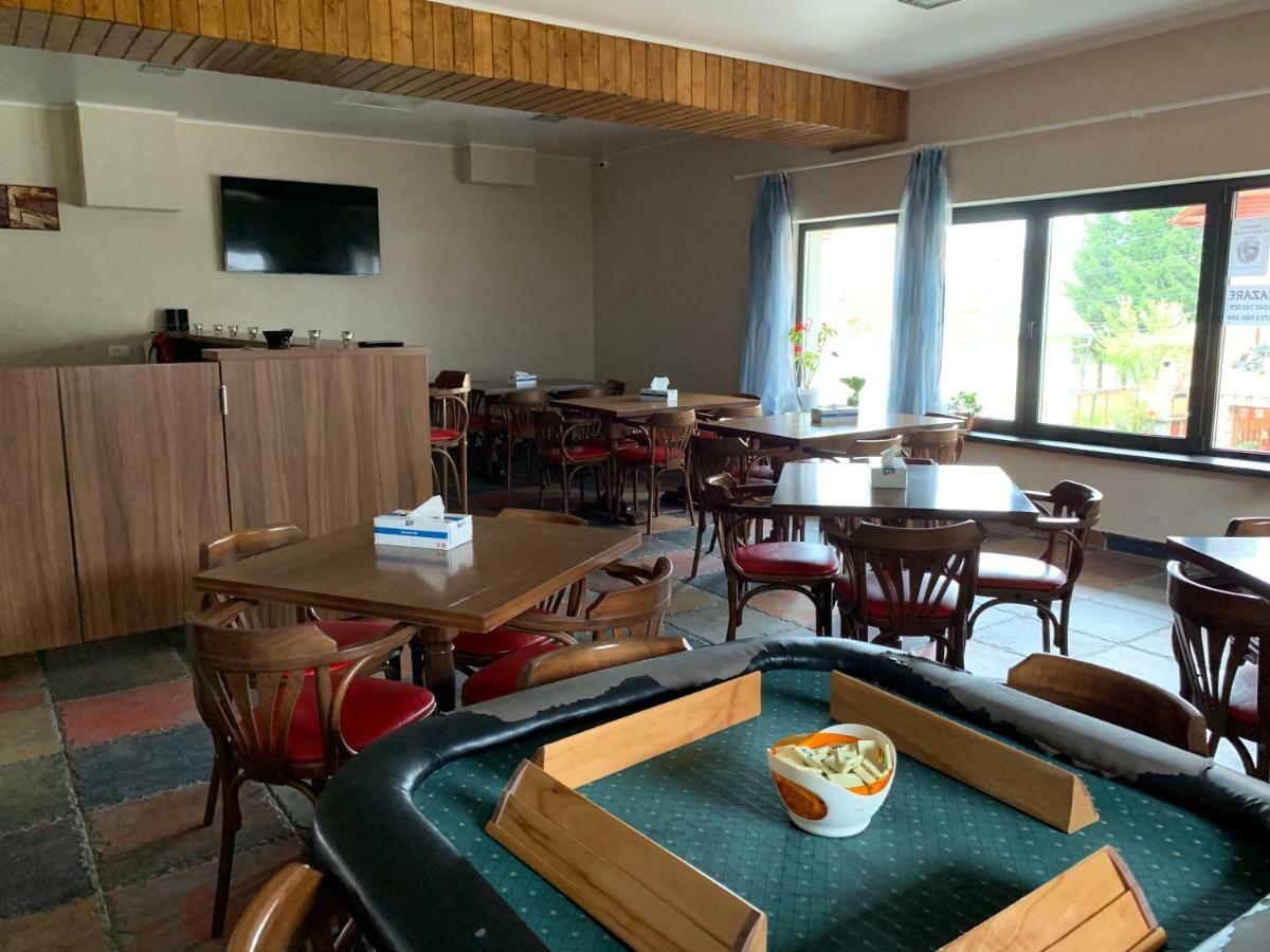 Hotel Vila Curcubeu Buşteni Exteriér fotografie