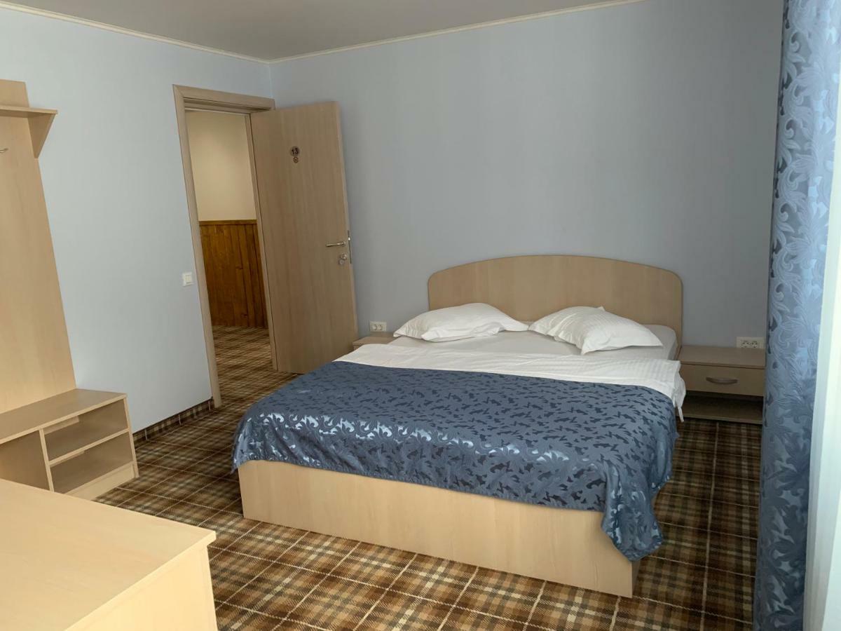 Hotel Vila Curcubeu Buşteni Exteriér fotografie